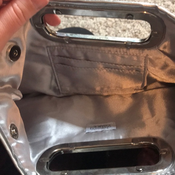 Formal clutch - Picture 9 of 10